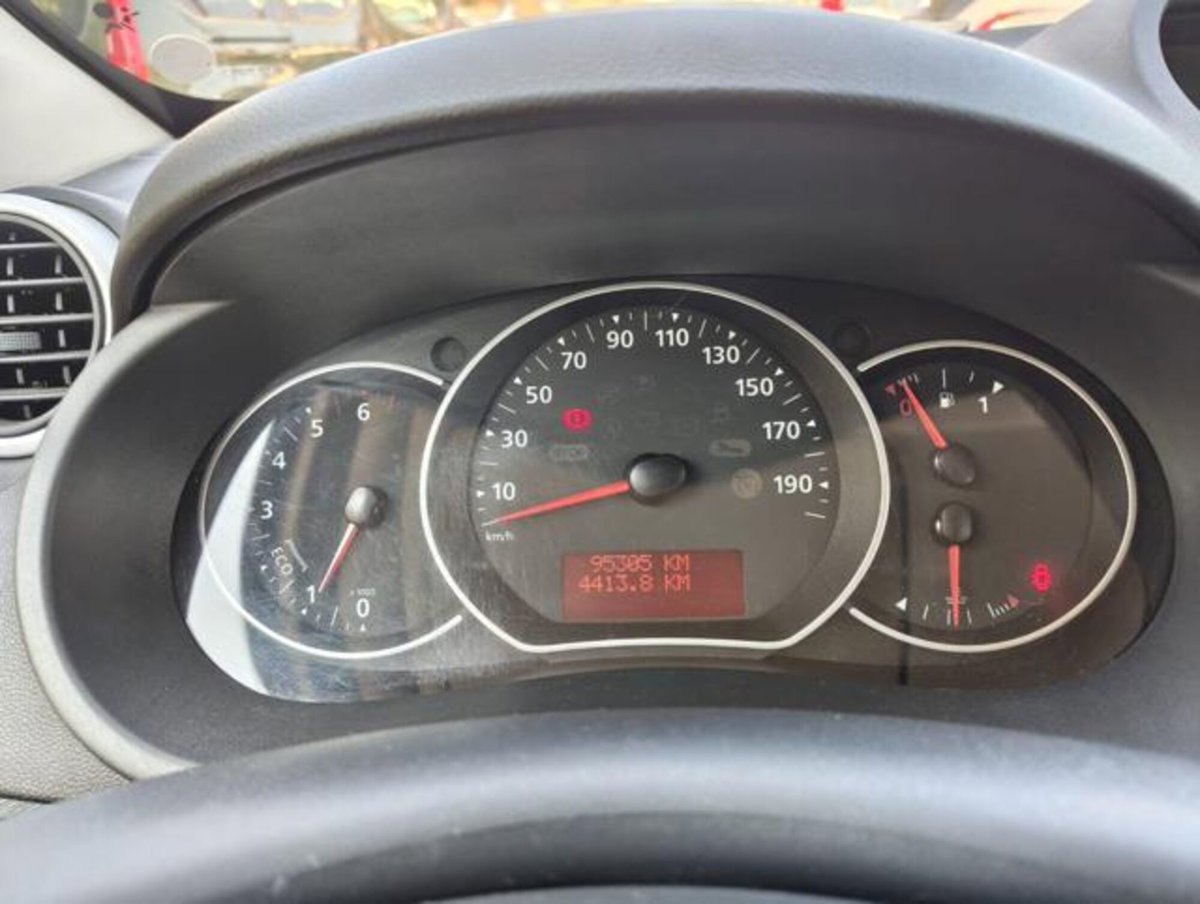 Renault Kangoo Blue dCi 8V 95CV 5 porte Limited (9)