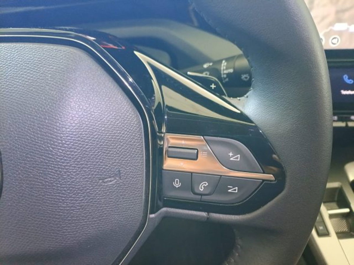 Peugeot 308 SW BlueHDi 130 S&S EAT8 Allure Pack (11)