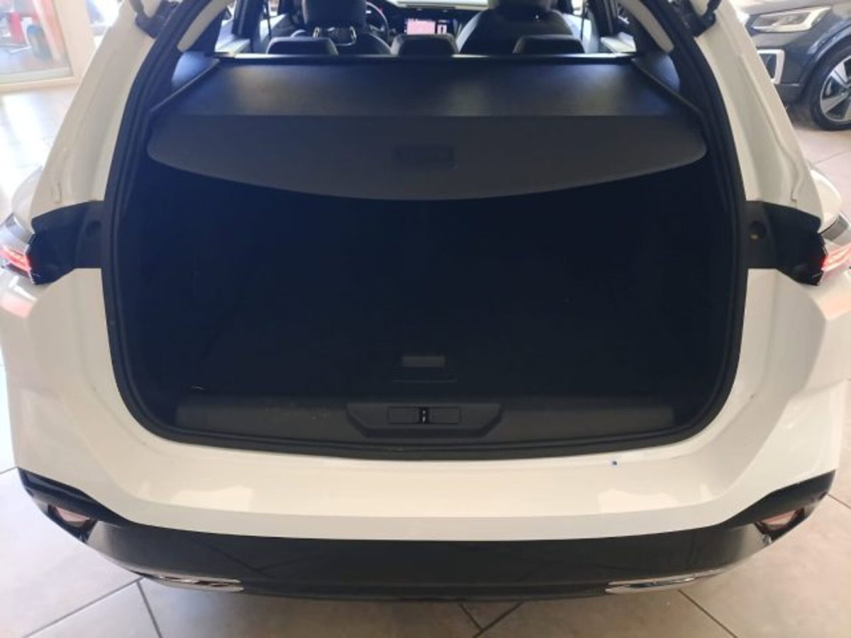 Peugeot 308 SW BlueHDi 130 S&S EAT8 Allure Pack (19)