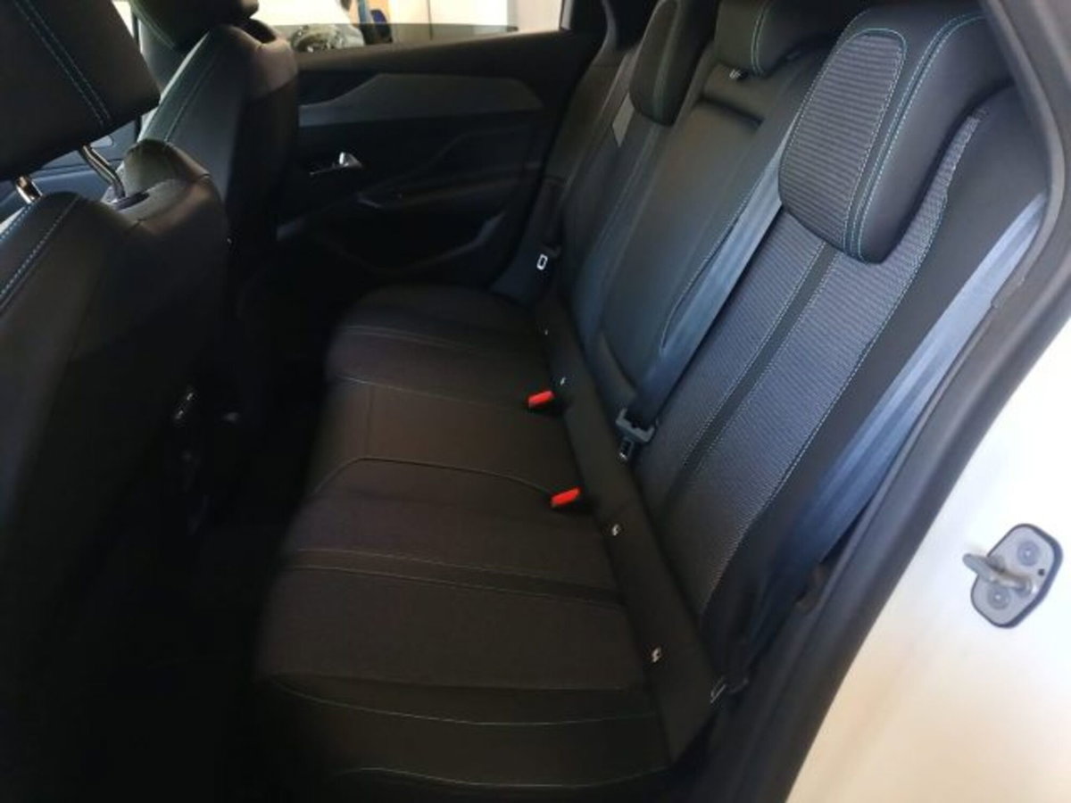 Peugeot 308 SW BlueHDi 130 S&S EAT8 Allure Pack (7)