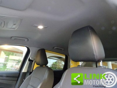 Ford Kuga 2.0 TDCI 150 CV S&S 4WD Titanium (12)