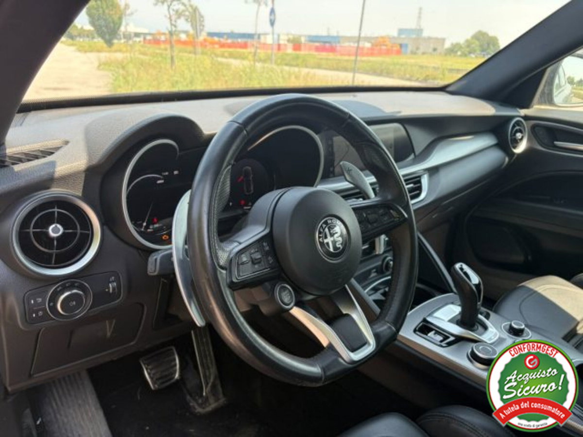 Alfa Romeo Stelvio Stelvio 2.2 Turbodiesel 210 CV AT8 Q4 Veloce (10)