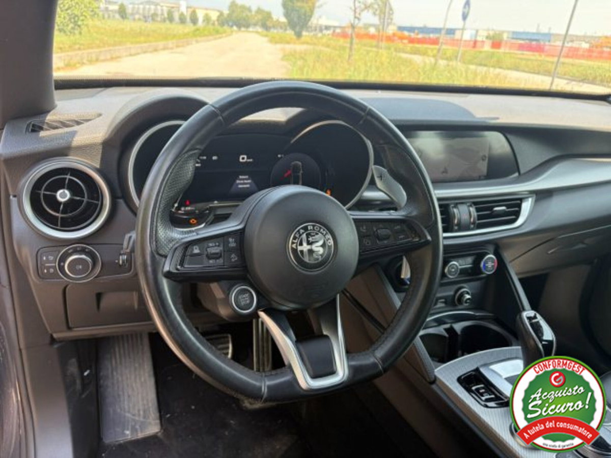 Alfa Romeo Stelvio Stelvio 2.2 Turbodiesel 210 CV AT8 Q4 Veloce (11)