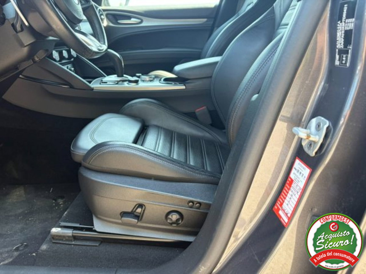 Alfa Romeo Stelvio Stelvio 2.2 Turbodiesel 210 CV AT8 Q4 Veloce (8)