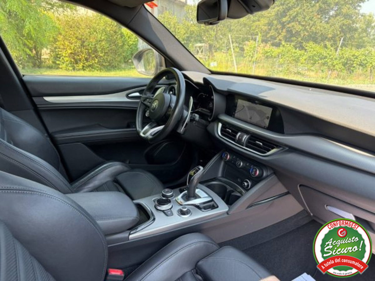 Alfa Romeo Stelvio Stelvio 2.2 Turbodiesel 210 CV AT8 Q4 Veloce (9)