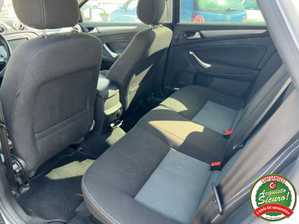Ford Mondeo Station Wagon 2.0 TDCi 163 CV Station Wagon Titanium (8)