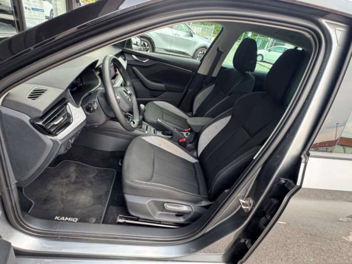 Skoda Kamiq 1.0 tsi Black Dots 95cv (9)