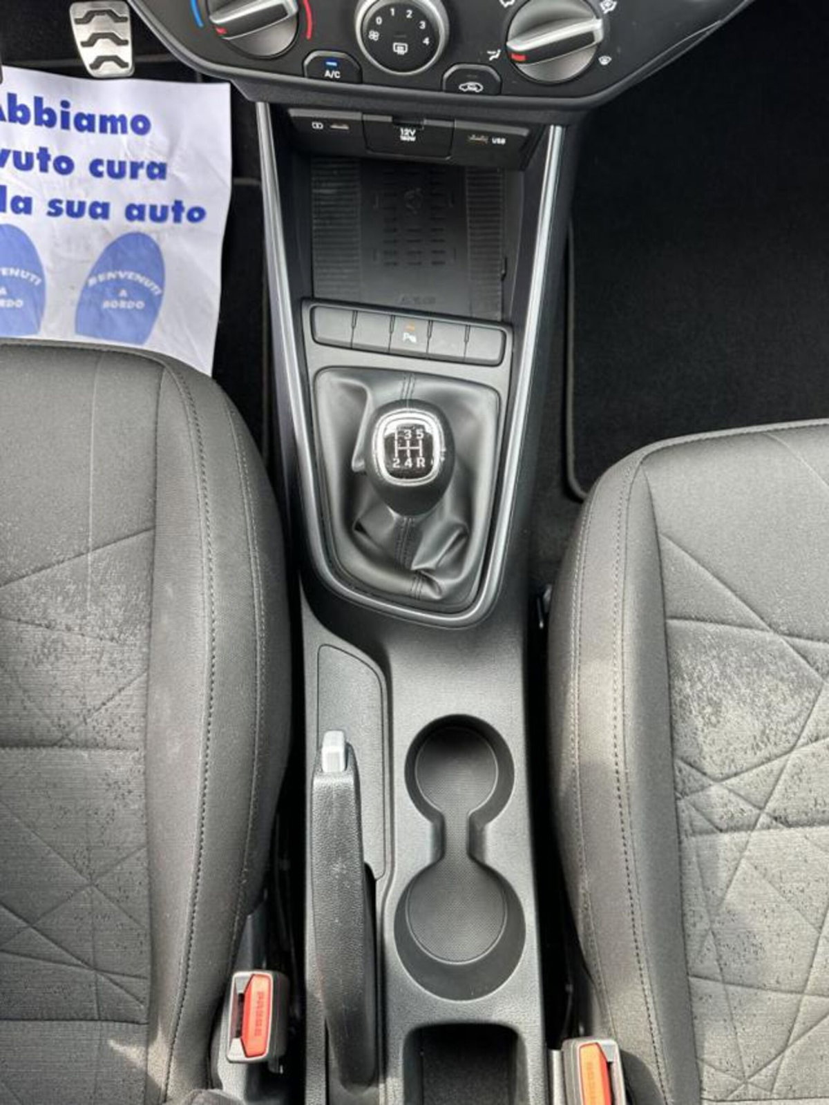 Hyundai Bayon 1.2 mpi Xline (12)