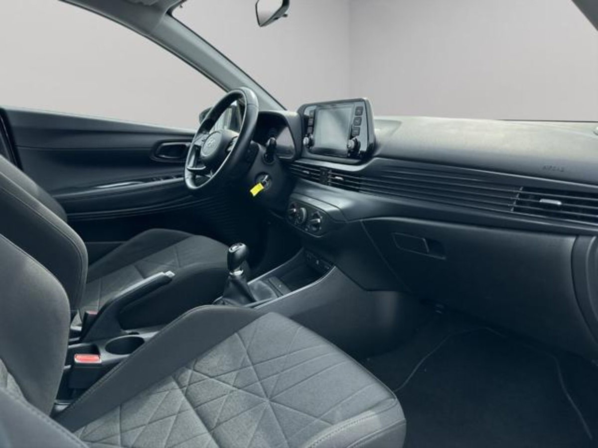 Hyundai Bayon 1.2 mpi Xline (17)