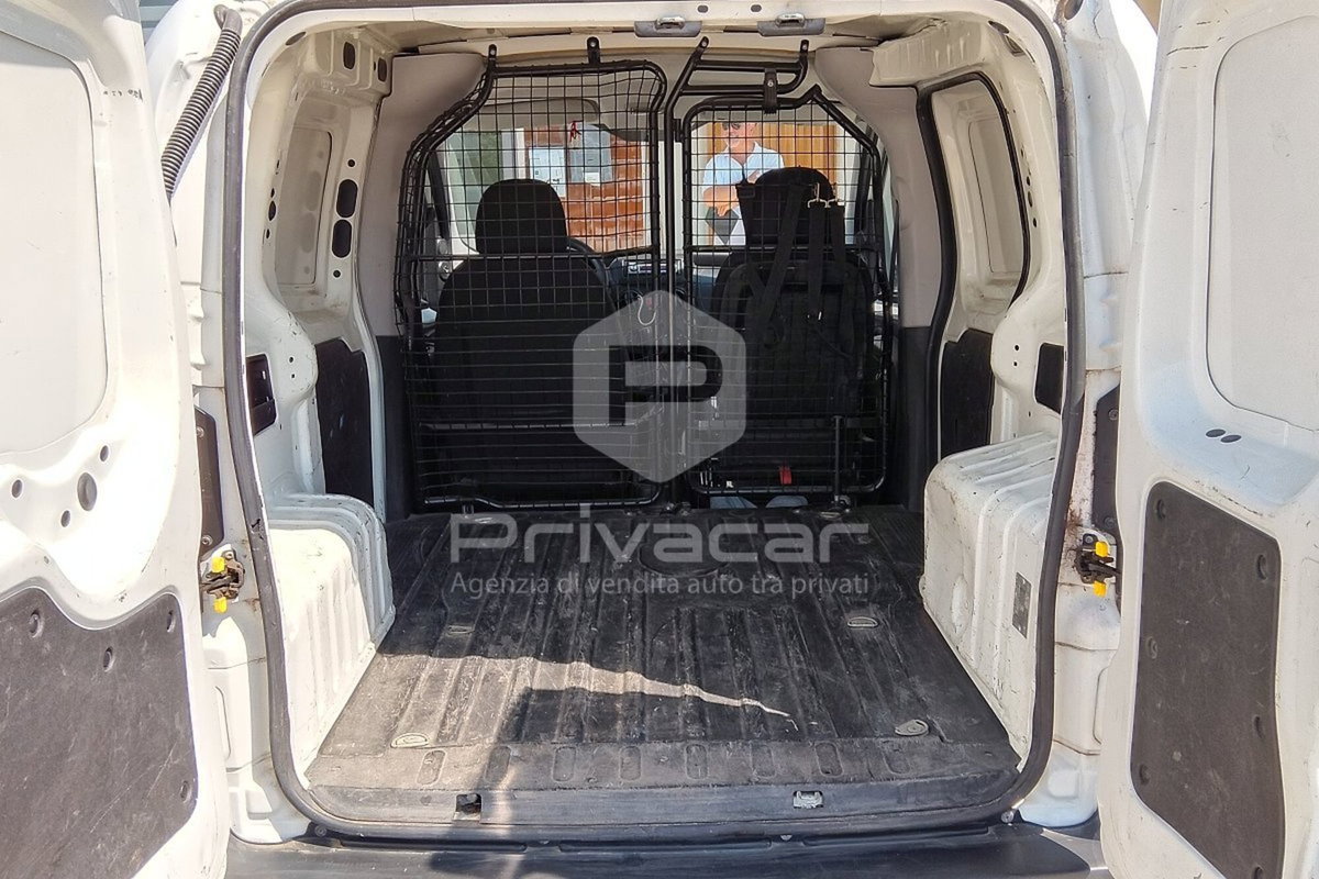 Fiat Fiorino 1.3 MJT 75CV Combi Semi SX (15)