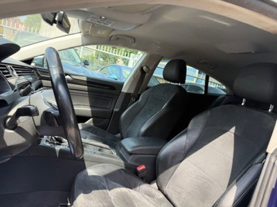 Volkswagen Arteon 2.0 TDI SCR DSG Elegance BlueMotion Technology (12)
