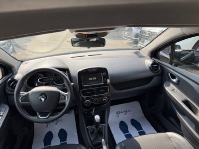 Renault Clio dCi 8V 90 CV 5 porte Moschino Intens (4)