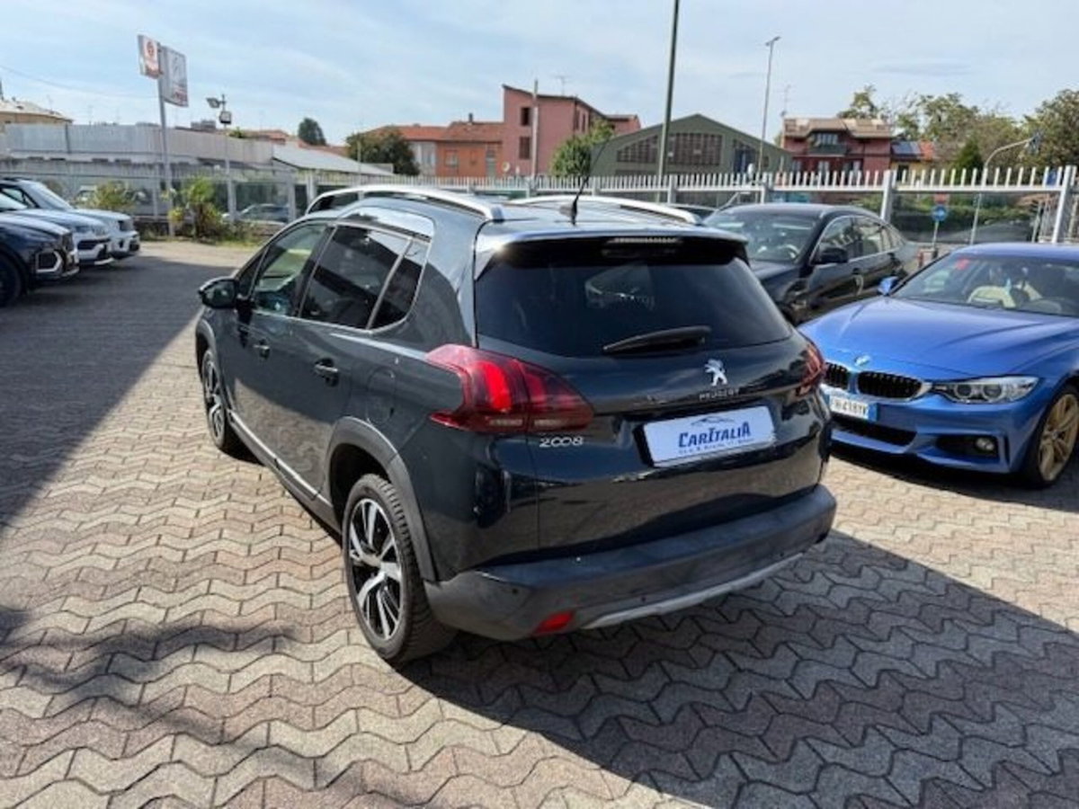 Peugeot 2008 PureTech 130 S&S EAT8 GT Line (5)