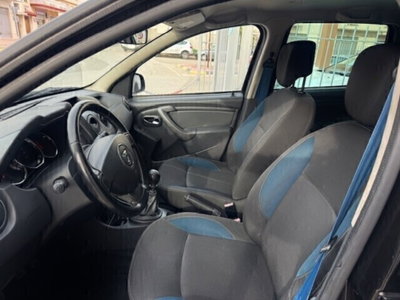 Dacia Duster 1.5 dCi 110CV 4x2 Prestige (9)