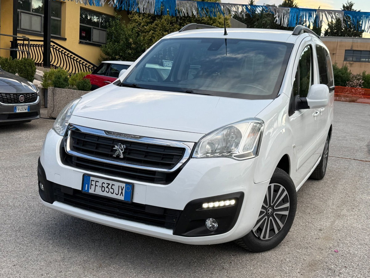 Peugeot Partner BlueHDi 100 Outdoor (12)