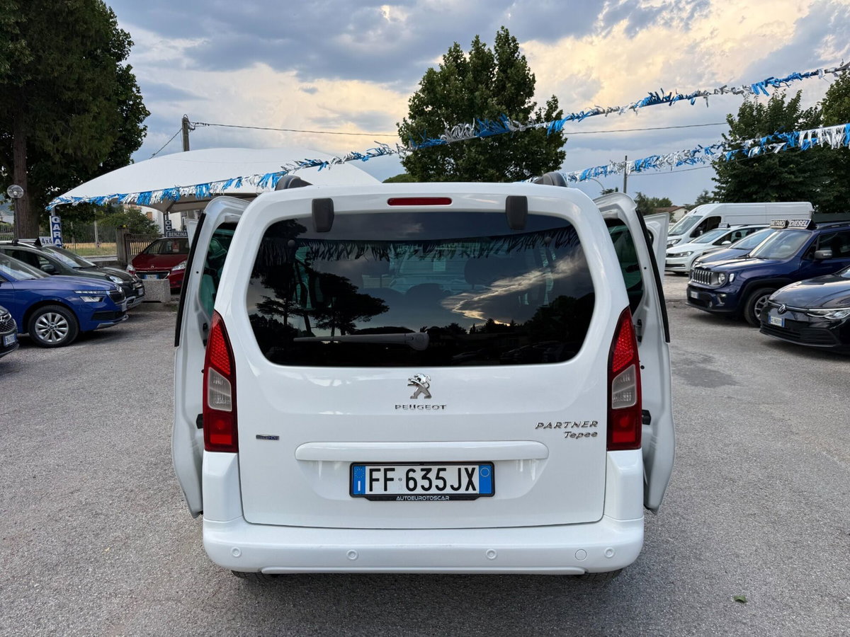 Peugeot Partner BlueHDi 100 Outdoor (14)