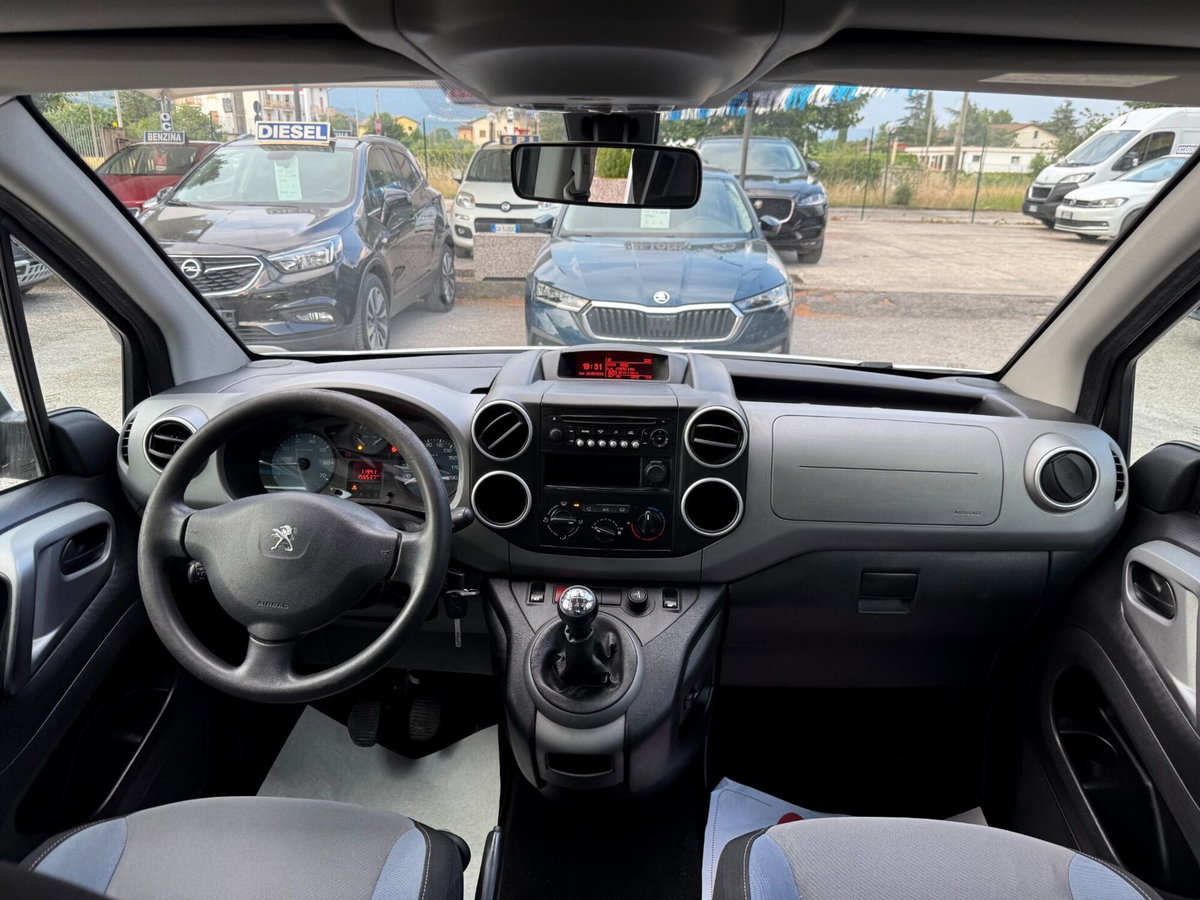 Peugeot Partner BlueHDi 100 Outdoor (20)