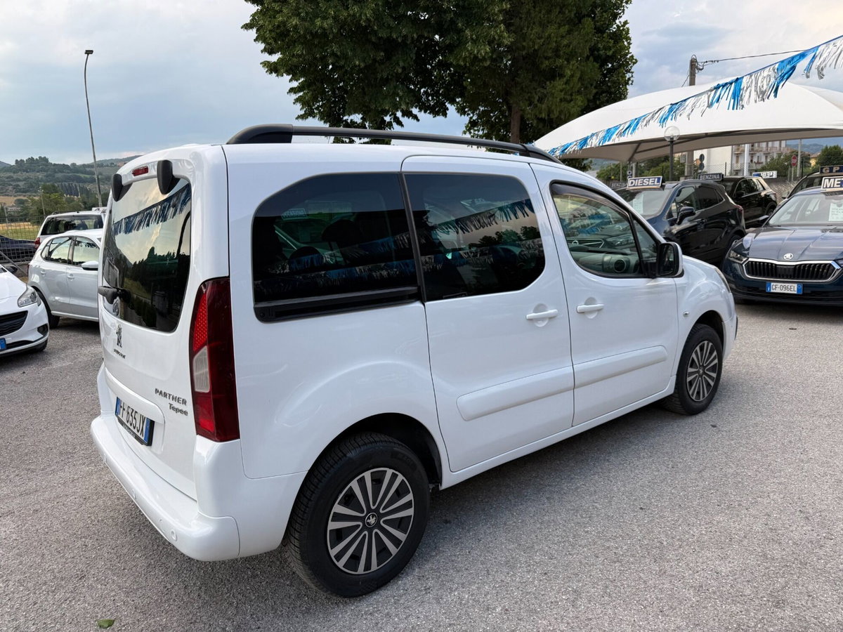 Peugeot Partner BlueHDi 100 Outdoor (8)