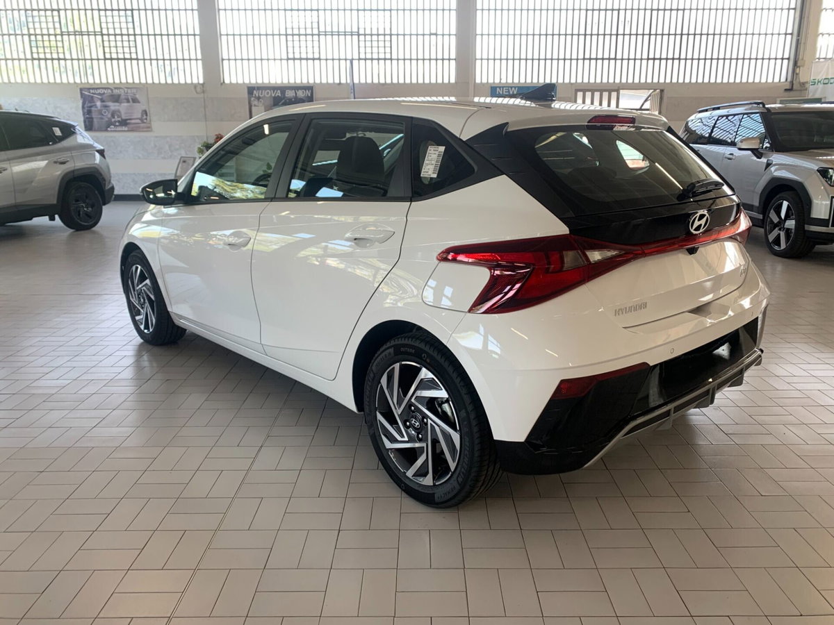 Hyundai i20 1.0 t-gdi Connectline mt (2)