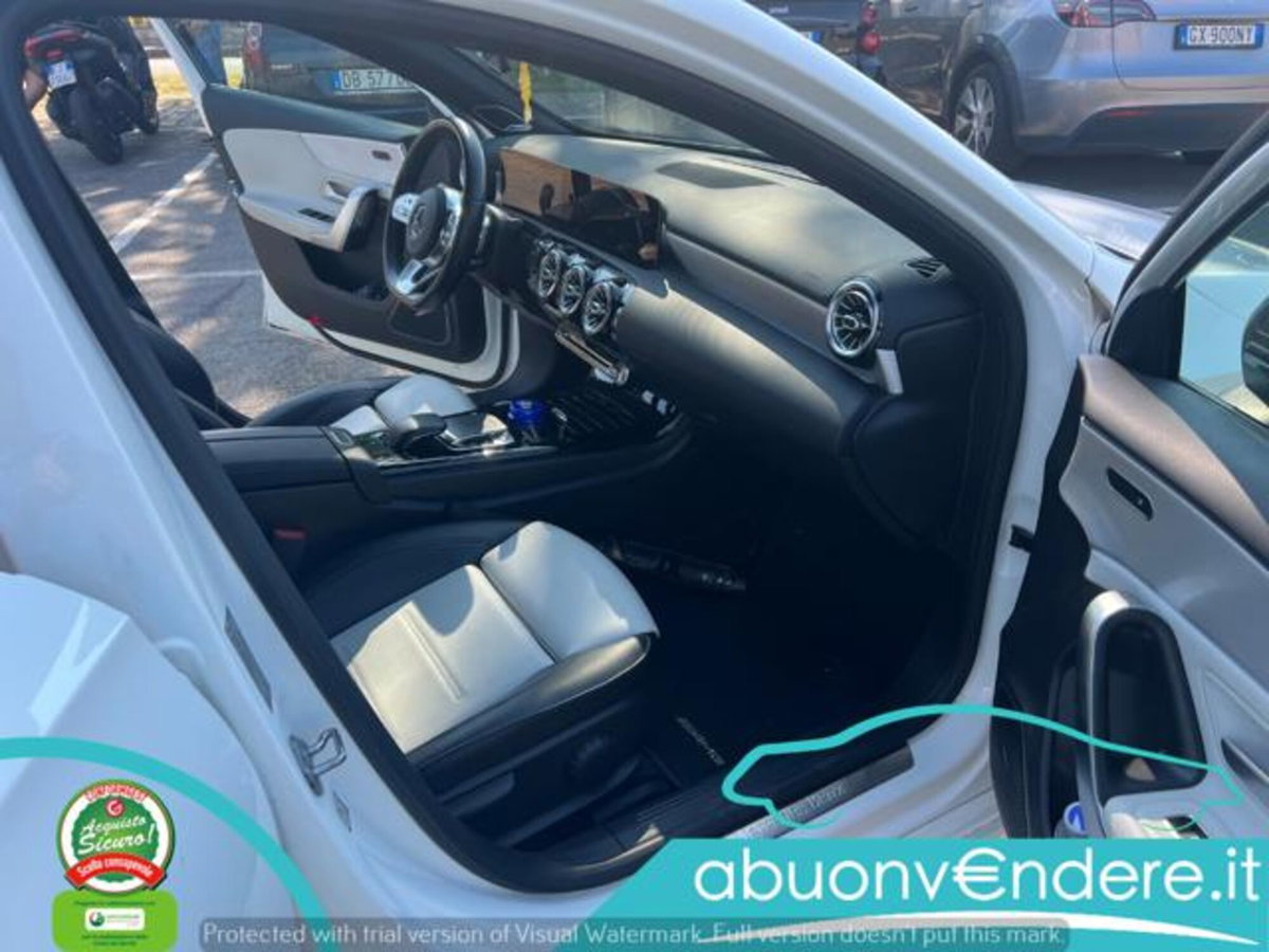 Mercedes-Benz Classe A Sedan 250 Automatic 4p. Premium (15)