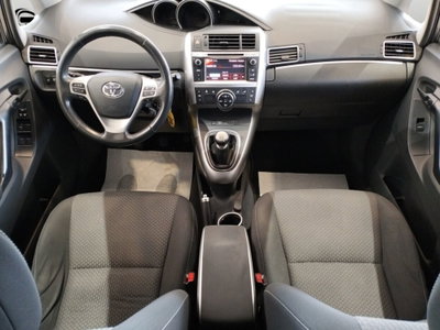 Toyota Verso 2.0 D Active 7 posti (18)