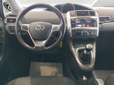 Toyota Verso 2.0 D Active 7 posti (19)