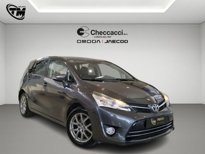 Toyota Verso 2.0 D Active 7 posti (3)