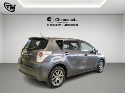 Toyota Verso 2.0 D Active 7 posti (7)