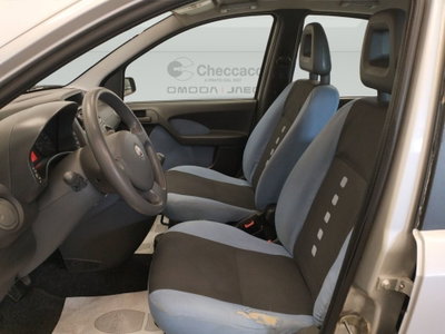 Fiat Panda 1.3 MJT 16V 4x4 (7)
