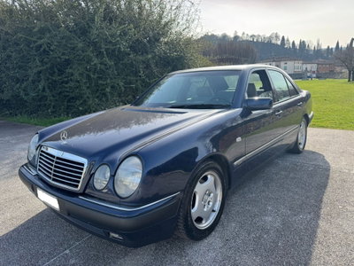 Mercedes-Benz Classe E 200 cat Avantgarde usata