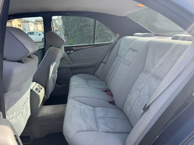 Mercedes-Benz Classe E 200 cat Avantgarde (13)