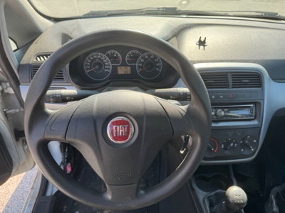 Fiat Grande Punto 1.3 MJT 75 3p.Van Actual 2pt (14)