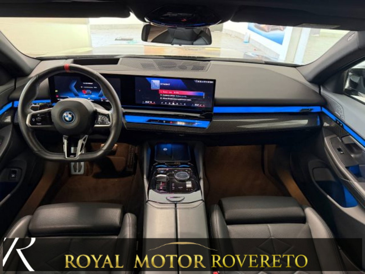 BMW i5 Touring M60 MSport Pro (15)