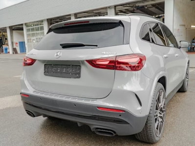 Mercedes-Benz GLA SUV 220 d AMG Line Premium Plus 4matic auto (4)