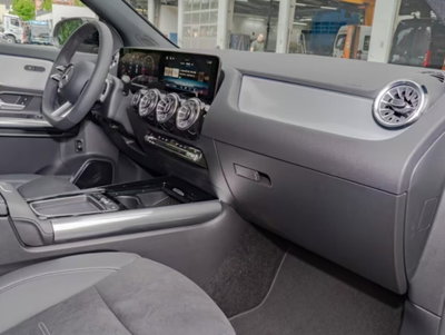 Mercedes-Benz GLA SUV 220 d AMG Line Premium Plus 4matic auto (7)