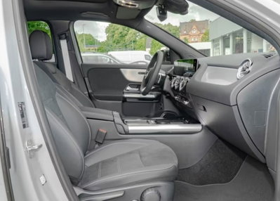Mercedes-Benz GLA SUV 220 d AMG Line Premium Plus 4matic auto (8)