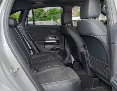 Mercedes-Benz GLA SUV 220 d AMG Line Premium Plus 4matic auto (9)