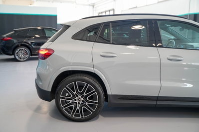 Mercedes-Benz GLA SUV 220 d AMG Line Premium Plus 4matic auto (11)