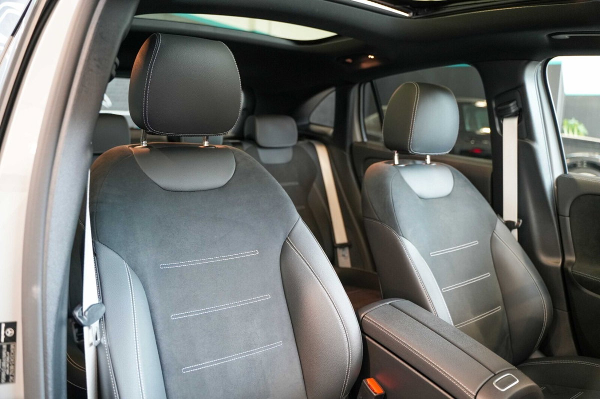 Mercedes-Benz GLA SUV 220 d AMG Line Premium Plus 4matic auto (15)