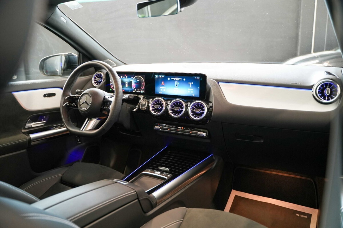 Mercedes-Benz GLA SUV 220 d AMG Line Premium Plus 4matic auto (19)