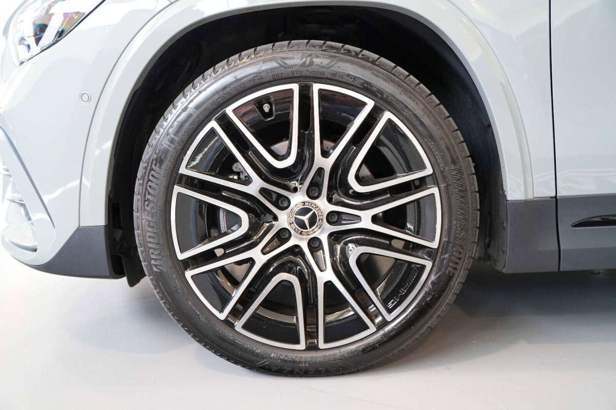 Mercedes-Benz GLA SUV 220 d AMG Line Premium Plus 4matic auto (6)