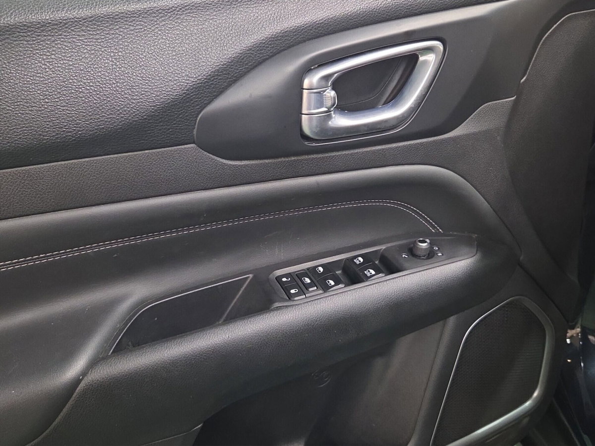 Jeep Compass 1.3 T4 190CV PHEV AT6 4xe Limited (12)