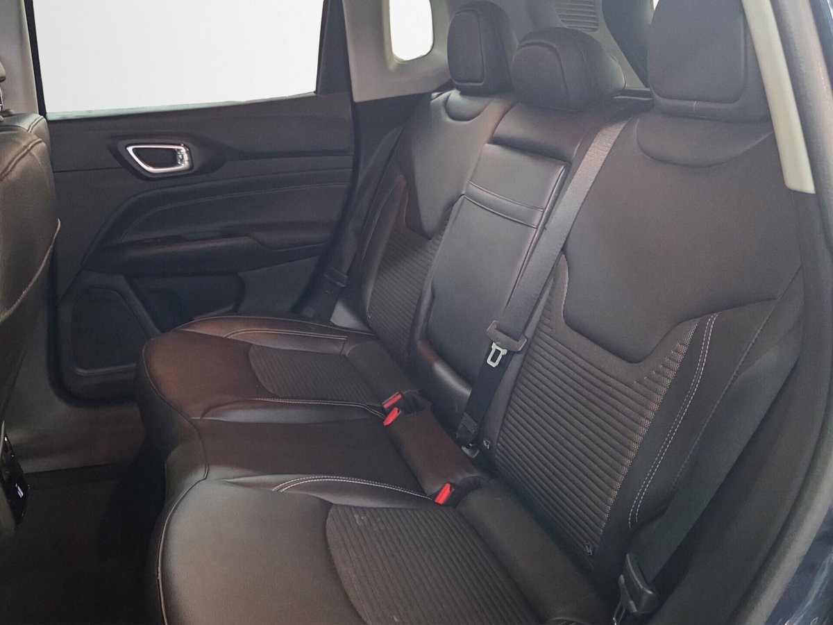 Jeep Compass 1.3 T4 190CV PHEV AT6 4xe Limited (13)