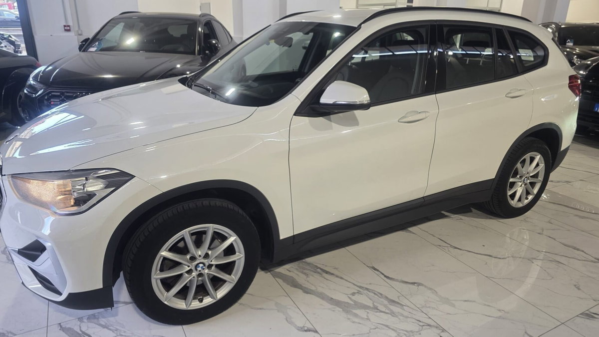 BMW X1 sDrive16d Advantage (10)