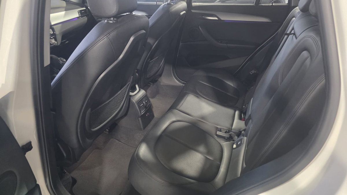 BMW X1 sDrive16d Advantage (12)