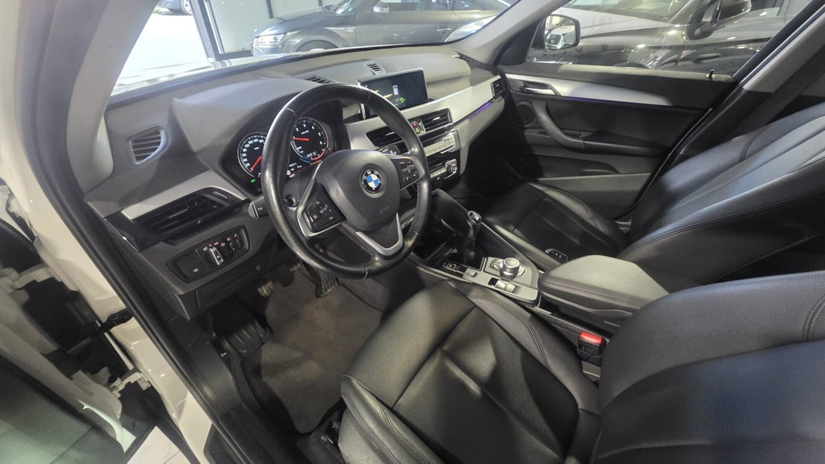 BMW X1 sDrive16d Advantage (17)