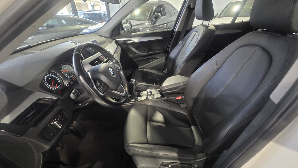 BMW X1 sDrive16d Advantage (20)