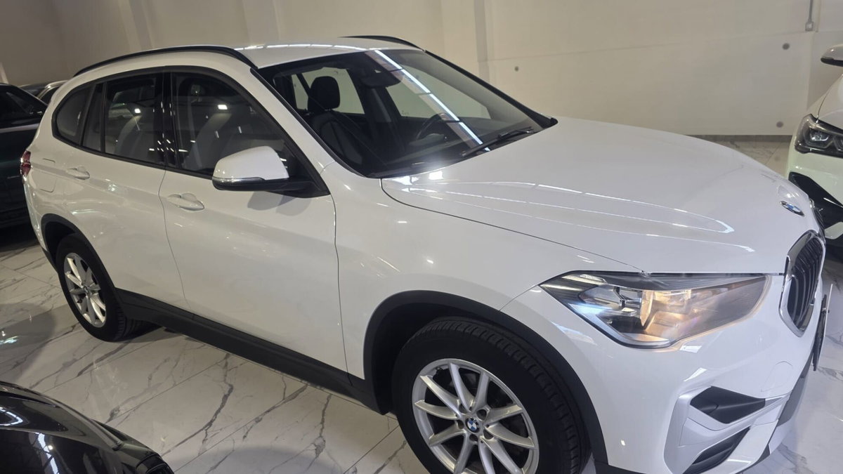 BMW X1 sDrive16d Advantage (4)