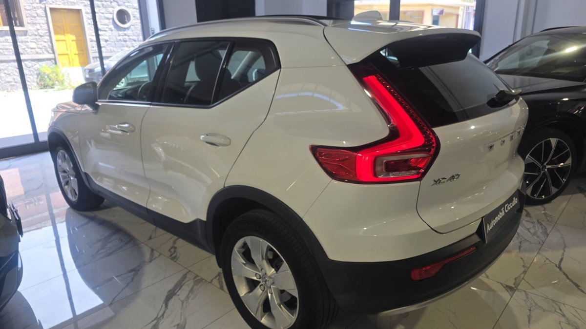 Volvo XC40 D3 Momentum (7)