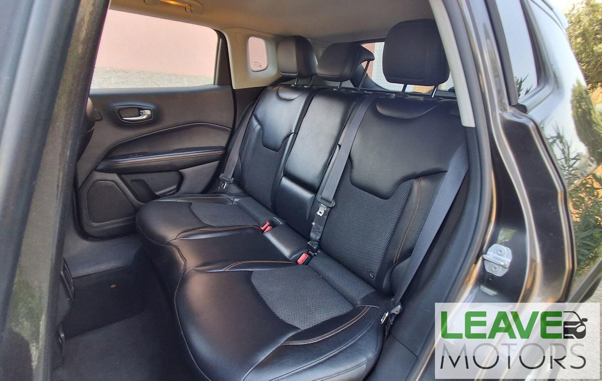 Jeep Compass 2.0 Multijet II aut. 4WD Opening Edition (18)